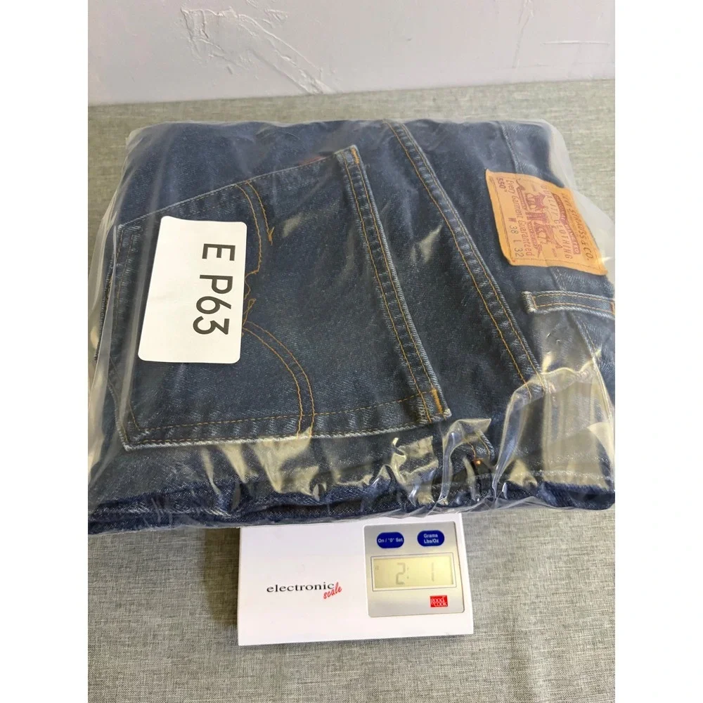 Levi's 550 Jeans Mens 38x32 Blue Relaxed Fit Tapered Leg Vintage 90s Made in USA